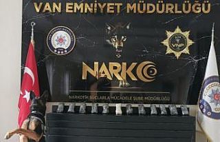 Van’da 6 kilo 500 gram metamfetamin ele geçirildi
