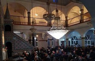 Vatandaşlar sabah namazında buluştu