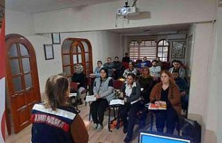 Yalova’da jandarma KADES’i anlattı