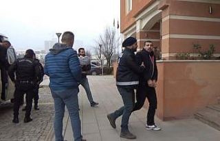 Yaşlı çifti 750 bin lira dolandıran şüpheliden...