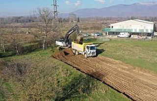 Yeni yol açma çalışmaları sürüyor