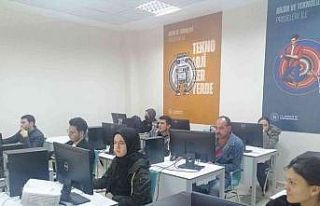 Yeşilli Halk Eğitim Merkezinde 3 bin 500 kişiye...