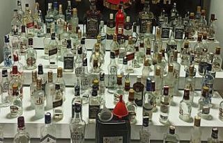 Yılbaşı öncesi piyasaya kaçak alkol sürmeye...