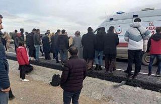 Yolun karşısına geçmek isterken aracın çarptığı...