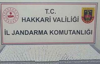 Yüksekova’da bin 690 adet kaçak botoks malzemesi...