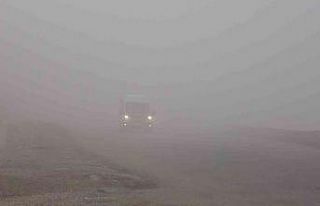 Yüksekova’da yoğun sis: Görüş mesafesi 5 metreye...