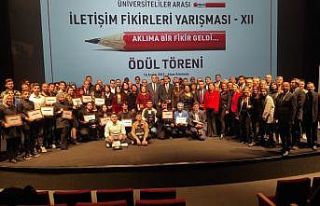 ZBEÜ İletişim Fakültesi öğrencileri yarışmadan...