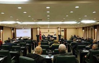 Zincir marketlere, yerel marketlerin 40 katı ruhsat...