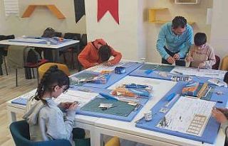 13 Şubat Gençlik Merkezi eğitimlerini sürdürüyor