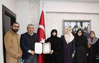 46 yaşından sonra hafız oldu