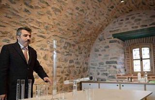 6 asırlık Molla Yegân Medresesi, Çocuk Üniversitesi...