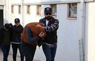 Adana’da iki torbacı tutuklandı