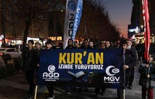 AGD’li gençler, İsveç’te Kur’an’ın yakılmasına...