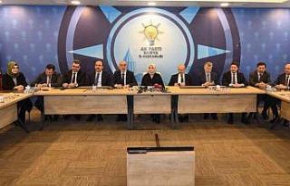 AK Parti Genel Başkan Yardımcısı Usta gündemi...