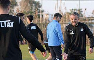 Altay, hazırlık maçında berabere kaldı