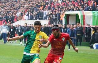 Amedspor, lideri devirdi