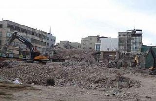 Anakent İş Merkezi tarih oldu: Yerine otopark ve...