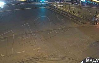 Anne ve bebeğinin saniyelerle ölümden döndüğü...