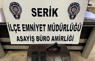 Antalya’da 2 kişiyi yaralayan, 1 işyerini kurşunlayan...