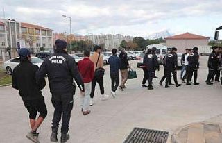 Antalya’da aranan 51 firari yakalandı