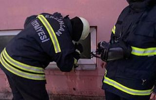 Apartmanın bodrumunda çıkan yangın söndürüldü