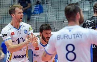 Arkas Spor, Halkbank maçının hazırlıklarına...