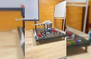 Atık malzemelerden havalimanı tasarlandı