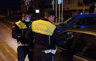 Aydın’da jandarma ekipleri ’alkol ve uyuşturucu’...