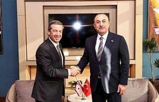 Bakan Çavuşoğlu, KKTC’li mevkidaşı Ertuğruloğlu...