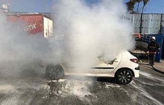Bakıma alınan otomobil yandı