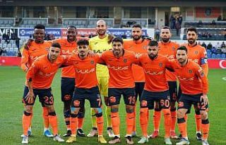 Başakşehir, Dünya Kupası arasında kendine geldi