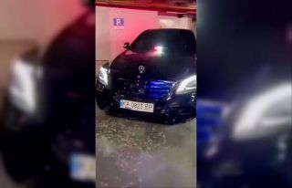 Başakşehir’de yabancı plakalı çakarlı araç...