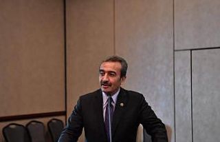Başkan Çetin: “Bu yolu kadınlarımızla el ele...