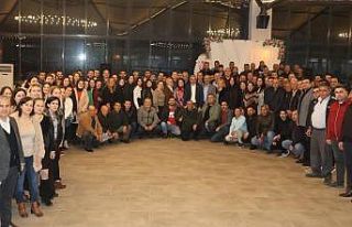 Başkan Kaplan, yeni yıl yemeğinde personeli ile...