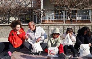 Başkan Kavuş çocuklarla şivlilik topladı