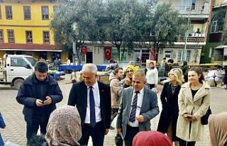 Başkan Yaman hayır çarşısına katıldı