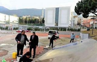 Başkan Yılmaz’dan gençlere skate park