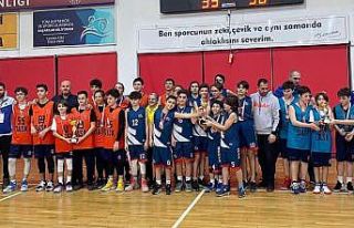 Basketbolda Düzce Atletik birinci oldu