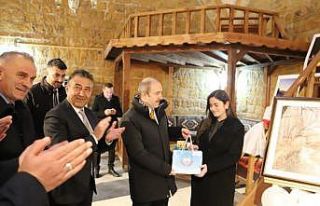 Bayburt’un sonbahar fotoğrafları tarihi Taşhan’da...