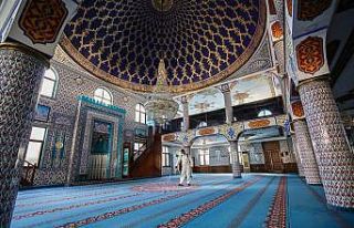 Bayraklı’da hijyen seferberliği