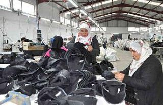 Beldeye atölye açıldı, ev hanımları iş imkanına...