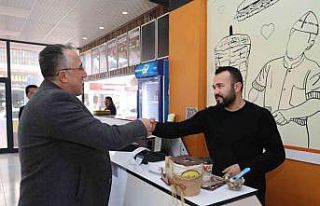 Belediye Başkanından esnaflara ‘Hayırlı olsun’...