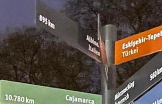 Berlin’de dikkat çeken Eskişehir tabelası