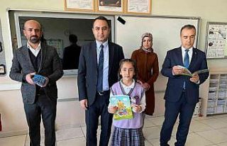 Besni’de 18 bin 594 öğrenci karne sevinci yaşadı