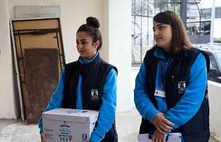 Bir yılda 65 bin litre süt dağıtıldı