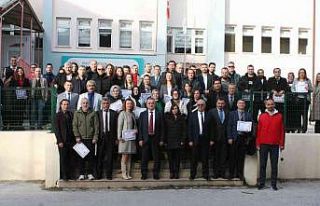 Bozüyük’te 111 öğretmene başarı belgesi verildi
