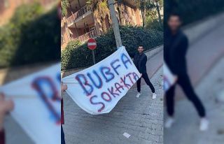 Burhaniye’de üniversiteli öğrenciler sokakta...