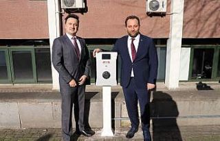 Bursa İl Milli Eğitim Müdürlüğü’ne araç...