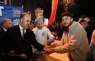 Bursa’da camilerinde kandil coşkusu