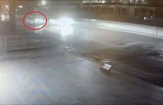 Bursa’da makas atan hafif ticari araç, motosikleti...